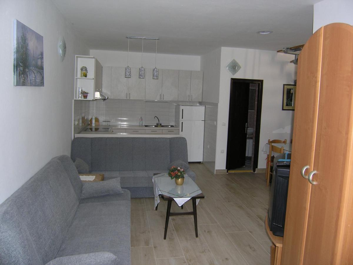 Apartments Jelekovac สเวติ เปตาร์ ภายนอก รูปภาพ
